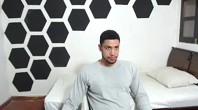 Snapshot of Jhors__Collens chatting on 01/18/25, 06:24 Jhors Collens online show from 01/18/25, 06:24