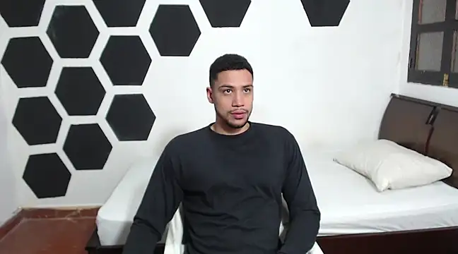 Snapshot of Jhors__Collens chatting on 01/22/25, 05:37 Jhors Collens online show from 01/22/25, 05:37