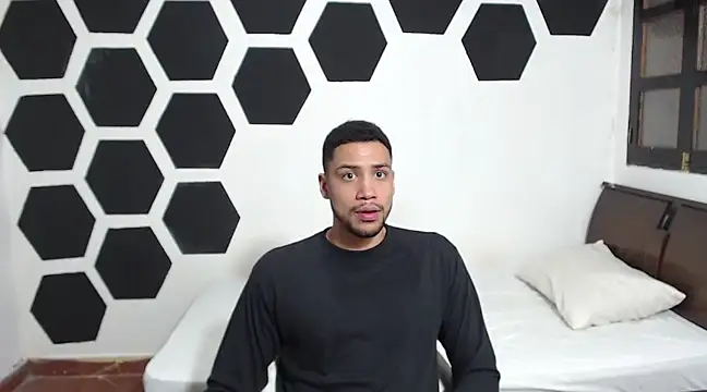 Snapshot of Jhors__Collens chatting on 01/22/25, 08:40 Jhors Collens online show from 01/22/25, 08:40