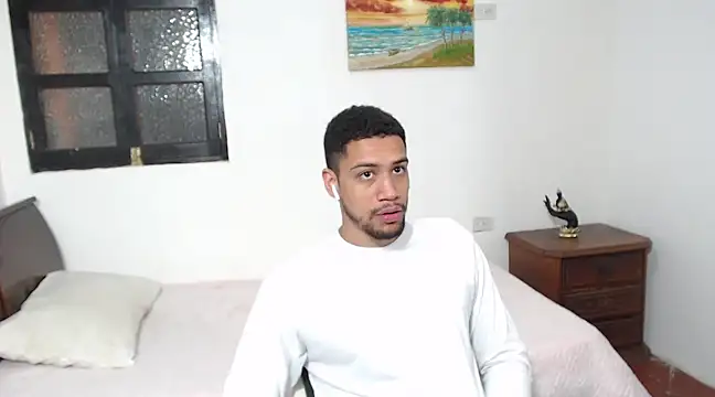 Snapshot of Jhors__Collens chatting on 02/13/25, 01:40 Jhors Collens online show from 02/13/25, 01:40