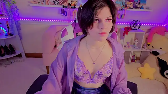 Snapshot of Katya_Zaitseva chatting on 11/28/25, 01:47 Katya Zaitseva online show from 11/28/25, 01:47