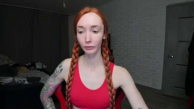 Snapshot of Roxy_Silver chatting on 11/27/25, 04:53 Roxy Silver online show from 11/27/25, 04:53