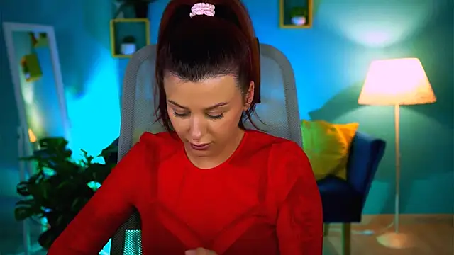 NicoleMun online show from 02/09/26, 01:48