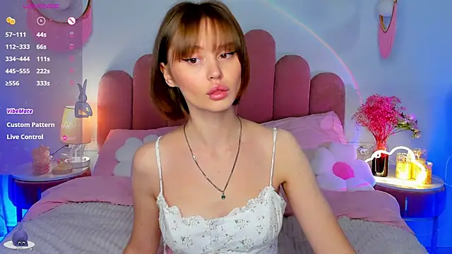 MaryLew online show from 10/18/25, 05:21