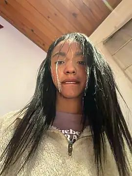 xenia golden online show from 03/21/26, 08:19