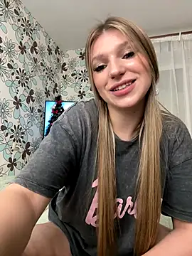 Snapshot of adel_secret chatting on 01/05/26, 08:34 adel secret online show from 01/05/26, 08:34