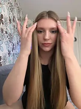 Snapshot of adel_secret chatting on 02/18/26, 09:11 adel secret online show from 02/18/26, 09:11