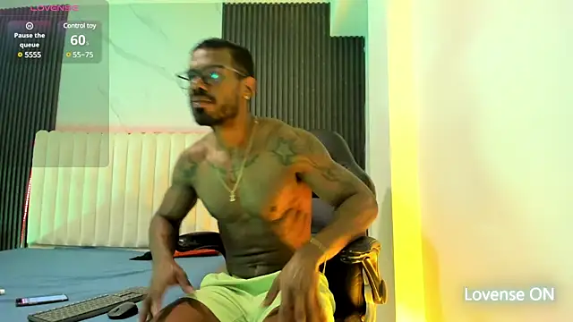 Snapshot of Ganiimedes chatting on 03/10/25, 07:40 Ganiimedes online show from 03/10/25, 07:40