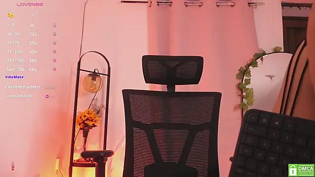 Miranditta online show from 02/12/26, 03:56