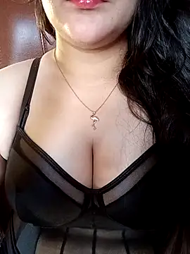 Snapshot of AK---47 chatting on 12/18/25, 07:58 AK---47 online show from 12/18/25, 07:58