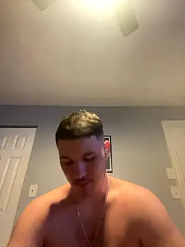 Snapshot of Shaded24 chatting on 11/17/25, 06:08 Shaded24 online show from 11/17/25, 06:08