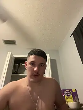 Snapshot of Shaded24 chatting on 11/22/25, 05:28 Shaded24 online show from 11/22/25, 05:28