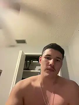 Snapshot of Shaded24 chatting on 12/05/25, 08:23 Shaded24 online show from 12/05/25, 08:23