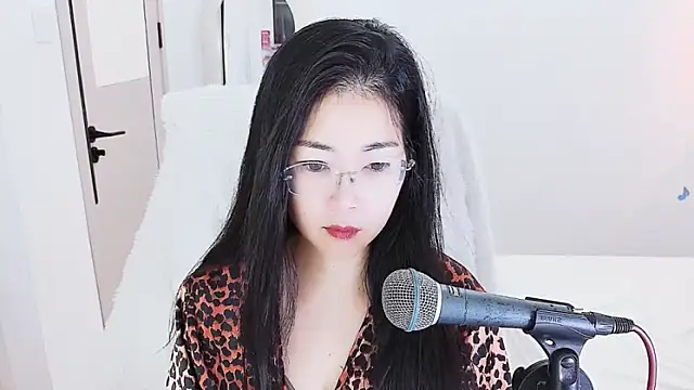 Floor oo online show from 05/14/26, 04:36