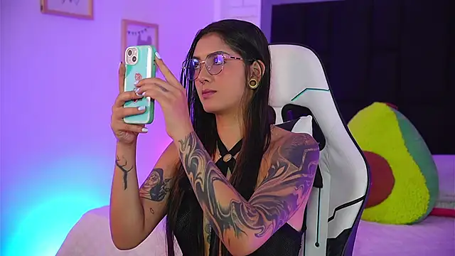 Marianamonroe  online show from 03/19/26, 07:07