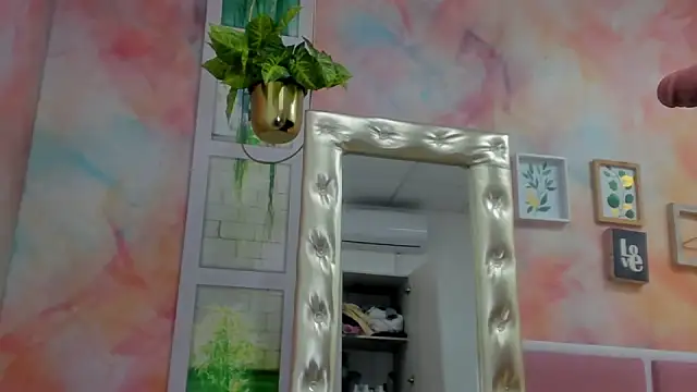 Idiris big online show from 01/26/25, 03:03