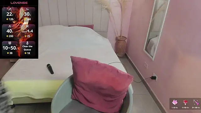 tiffani  love online show from 01/18/25, 12:57