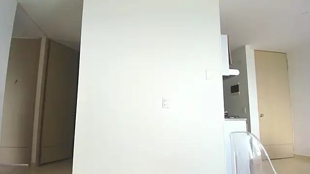 Emi latingirl online show from 10/23/25, 08:07