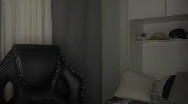 MiloCtc online show from 02/10/25, 04:52