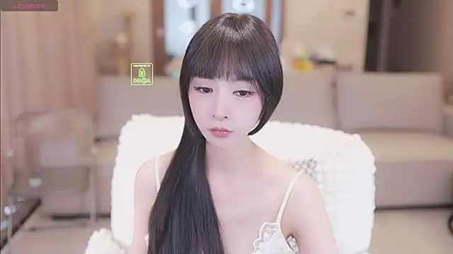 Snapshot of JayPope chatting on 10/10/25, 02:32 JayPope online show from 10/10/25, 02:32