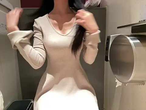 Snapshot of JayPope chatting on 02/12/26, 08:42 JayPope online show from 02/12/26, 08:42