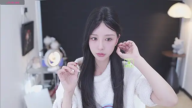 Snapshot of JayPope chatting on 02/14/26, 10:01 JayPope online show from 02/14/26, 10:01