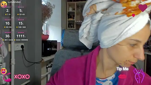  Nika Kik online show from 10/15/25, 10:59