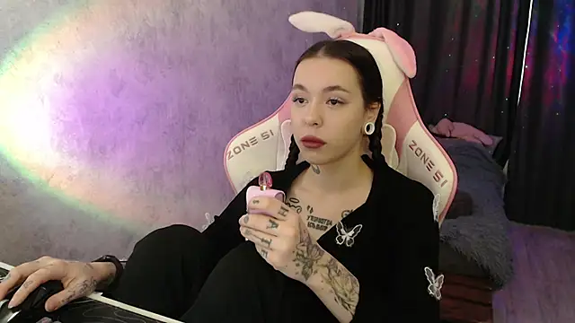 naughty dakota online show from 02/02/26, 12:37