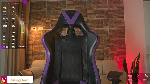 Ashleey Fox online show from 01/15/26, 12:59