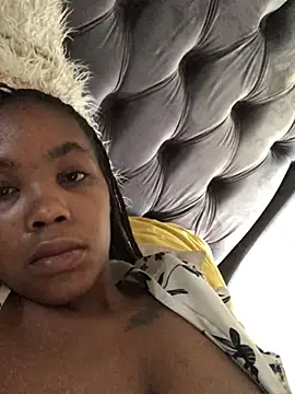 Snapshot of Nicole_Liam_ chatting on 01/17/26, 11:48 Nicole Liam online show from 01/17/26, 11:48