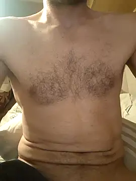 Snapshot of benjaminbutton69 chatting on 09/10/25, 10:32 benjaminbutton69 online show from 09/10/25, 10:32