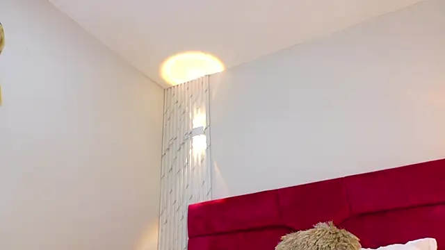 Snapshot of Emmaa_Blonde chatting on 09/27/25, 10:42 Emmaa Blonde online show from 09/27/25, 10:42