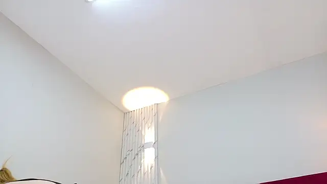 Snapshot of Emmaa_Blonde chatting on 10/10/25, 10:36 Emmaa Blonde online show from 10/10/25, 10:36