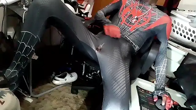 Snapshot of me_myself_I_69 chatting on 02/21/25, 08:40 me myself I 69 online show from 02/21/25, 08:40