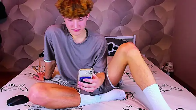 Snapshot of Ian_Flor chatting on 11/27/25, 12:07 Ian Flor online show from 11/27/25, 12:07