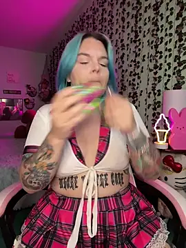 CherryBombBomb online show from 04/04/26, 12:31