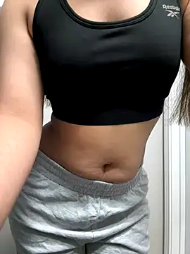 Snapshot of cuervocat chatting on 12/03/24, 06:49 cuervocat online show from 12/03/24, 06:49