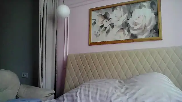 SunElizabeth online show from 03/15/25, 06:36