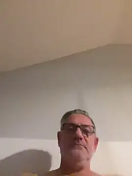 Snapshot of stancock12 chatting on 12/14/24, 07:29 stancock12 online show from 12/14/24, 07:29