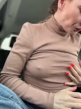 LavenderHot online show from 03/11/25, 05:16