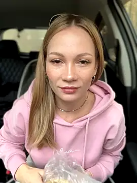 LavenderHot online show from 10/04/25, 01:47