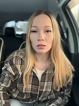 LavenderHot online show from 11/16/25, 02:28