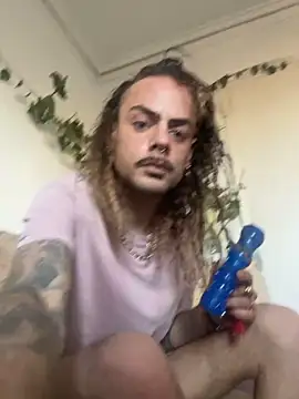 EnricoGio online show from 02/21/26, 04:30