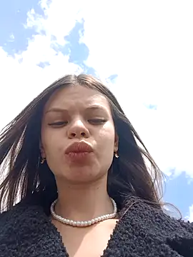 Snapshot of Violeta_12- chatting on 12/03/24, 05:12 Violeta 12- online show from 12/03/24, 05:12