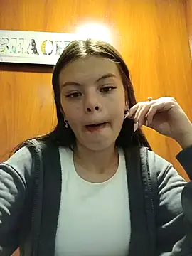 Snapshot of Violeta_12- chatting on 12/07/24, 04:25 Violeta 12- online show from 12/07/24, 04:25