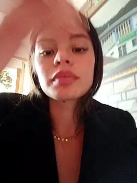 Snapshot of Violeta_12- chatting on 12/10/24, 04:38 Violeta 12- online show from 12/10/24, 04:38