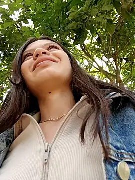 Snapshot of Violeta_12- chatting on 01/15/25, 05:58 Violeta 12- online show from 01/15/25, 05:58