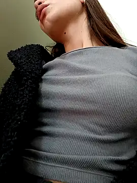 Snapshot of Violeta_12- chatting on 02/08/25, 05:08 Violeta 12- online show from 02/08/25, 05:08