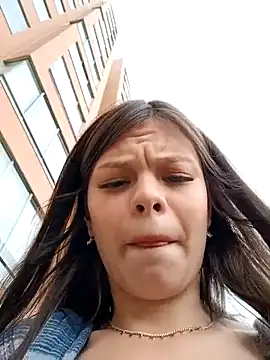 Snapshot of Violeta_12- chatting on 02/13/25, 05:44 Violeta 12- online show from 02/13/25, 05:44