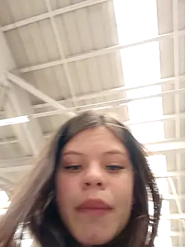 Snapshot of Violeta_12- chatting on 02/17/25, 06:04 Violeta 12- online show from 02/17/25, 06:04